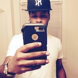 Meet your Posher, Manuel